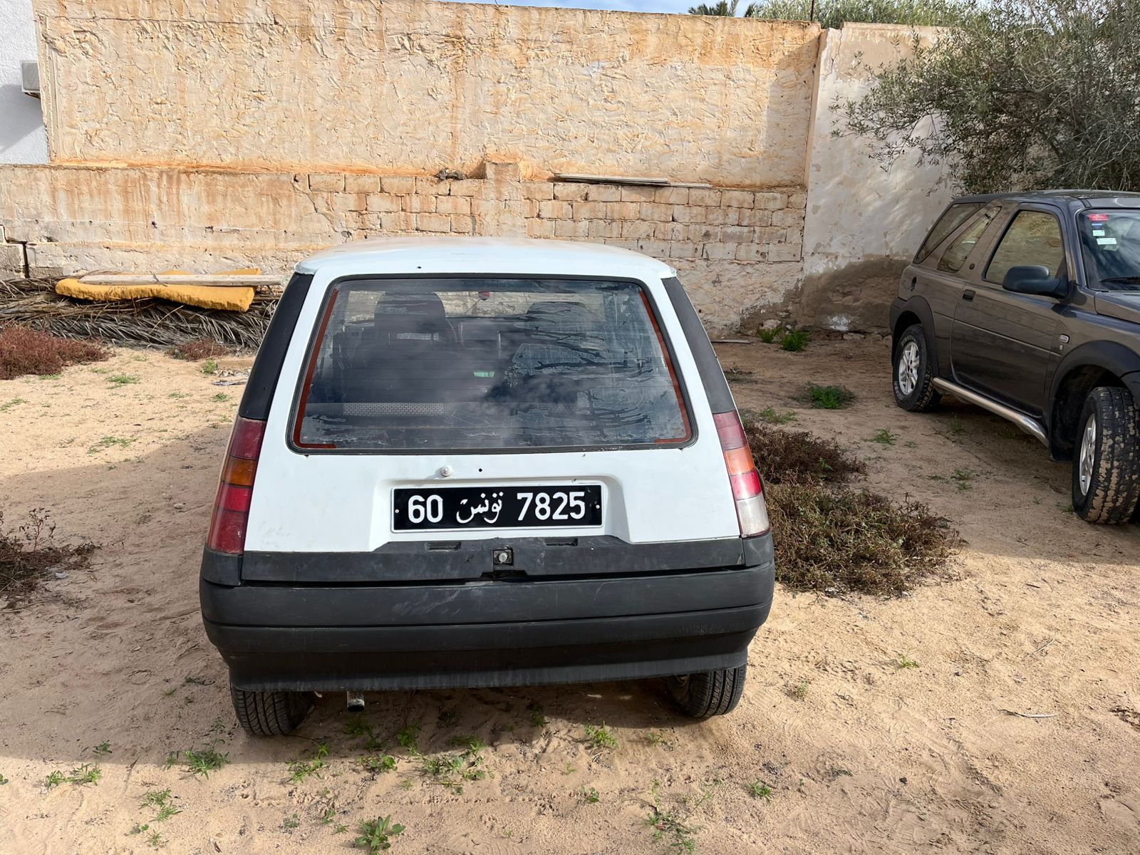 Renault Supercinq (ou Super 5) en bon état a vendre à djerba - Image 3